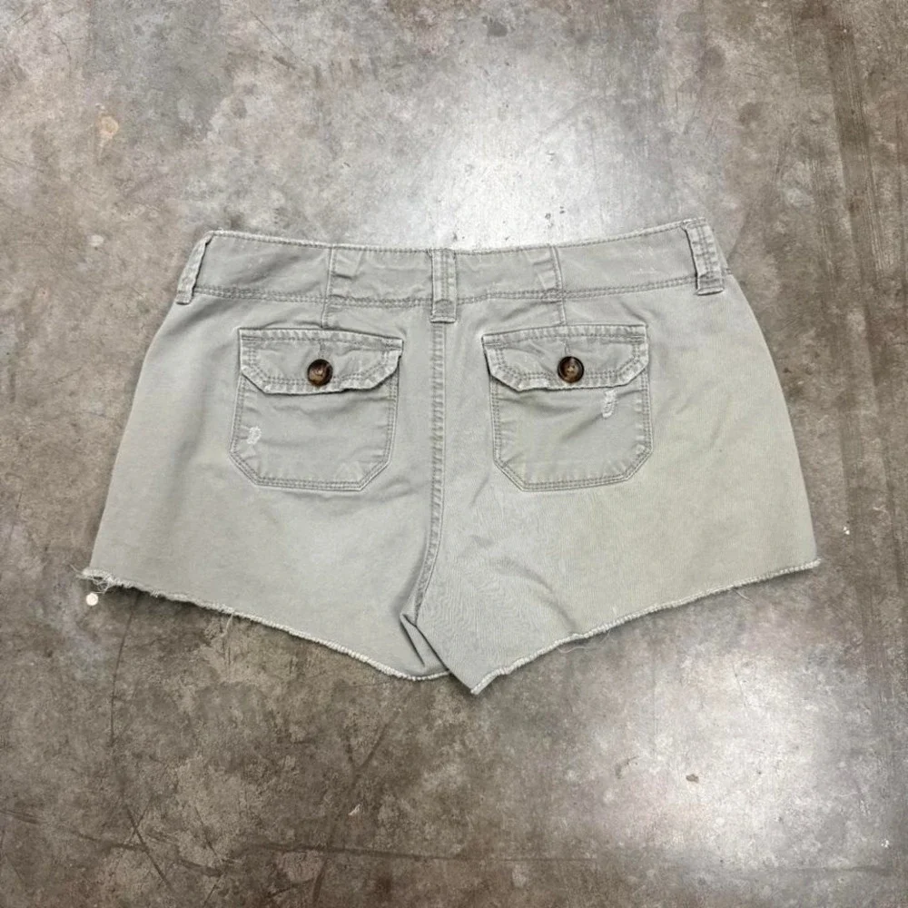 Old Navy Light Green Y2K Low Rise Mini Shorts Size‎ 0